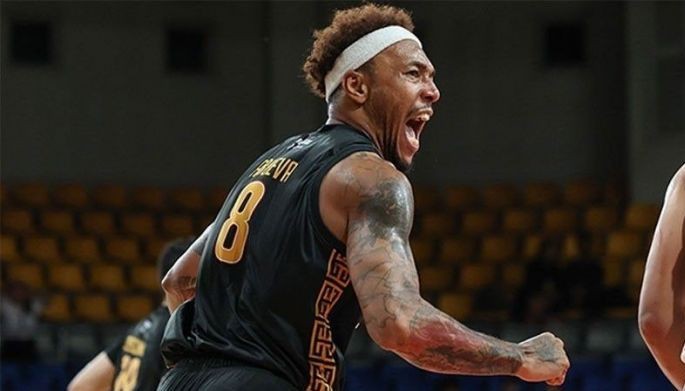Abueva sa Converge na