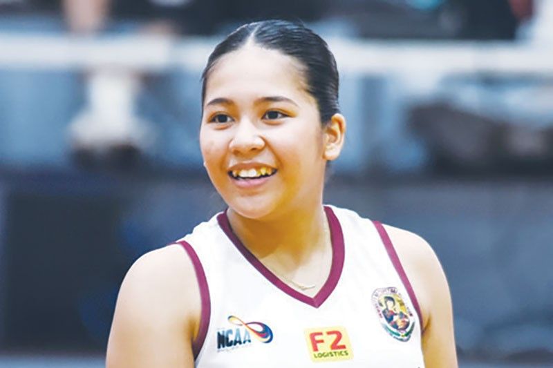 Acosta bumandera sa Junior Altas vs Lady Brigadiers
