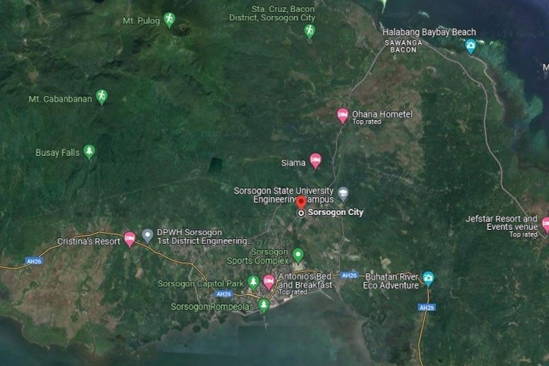 Trike nag-dive sa bangin: 7 estudyante, 1 pa sugatan