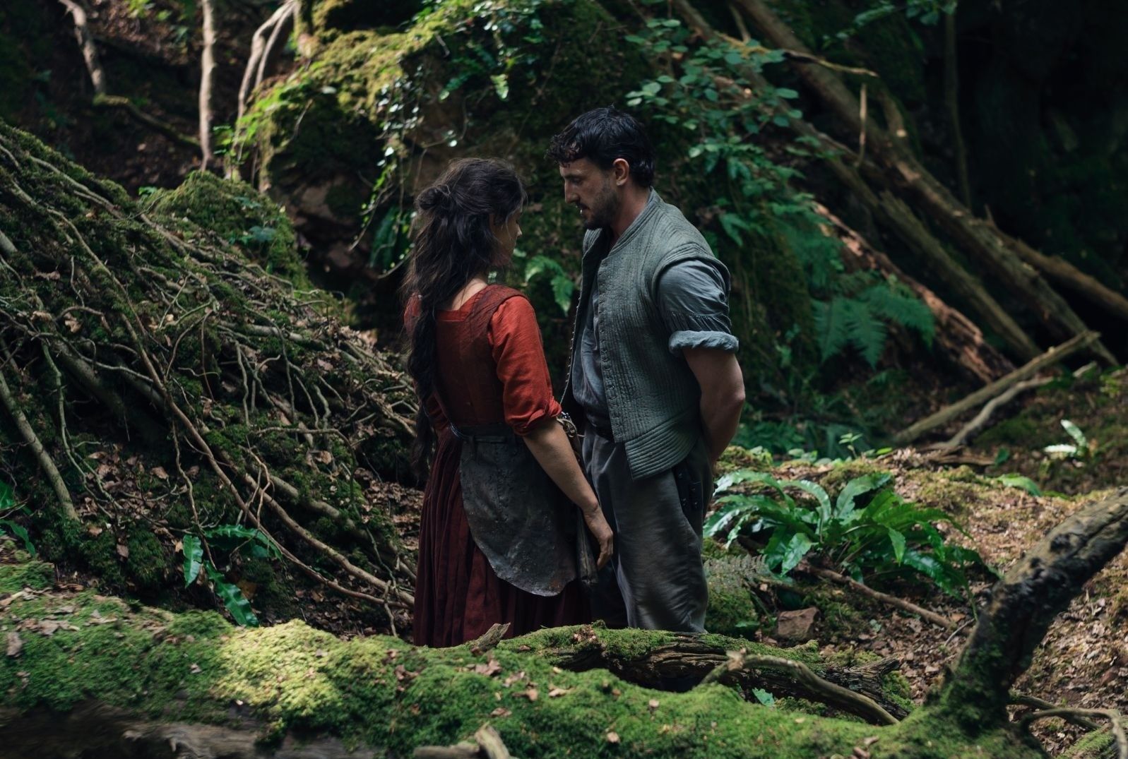 'Hamnet' review: Grief through the Bard and his wife's eyes | Philstar.com