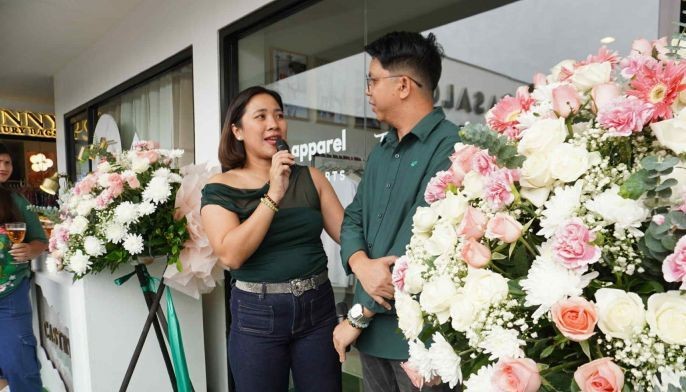 From office mates to husband and wife: Working couples on juggling careers, love