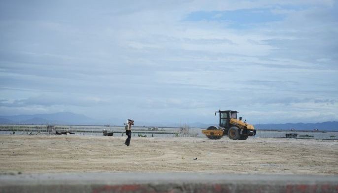 Reclamation is altering Laguna de Bay's shores, and lives that rely on it