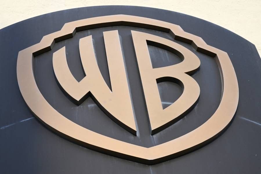 Warner Bros. opens door to Paramount as bidding war heats up