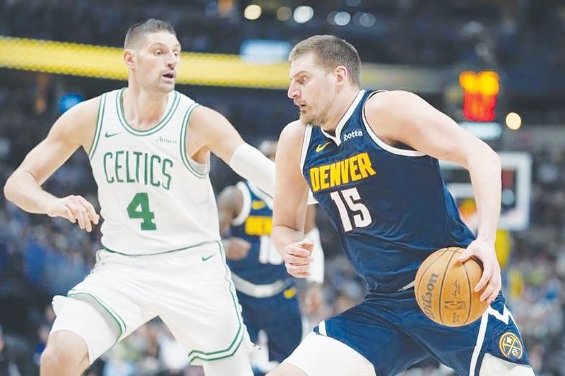 Ratsada ng Celtics tinapos ng Nuggets
