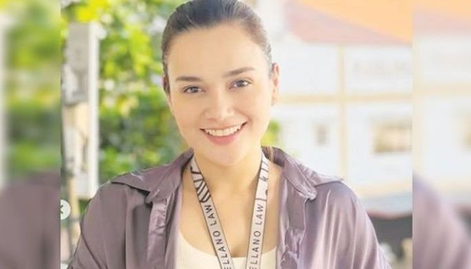 Yasmien, may paalala sa kababaihan habang nasa law school