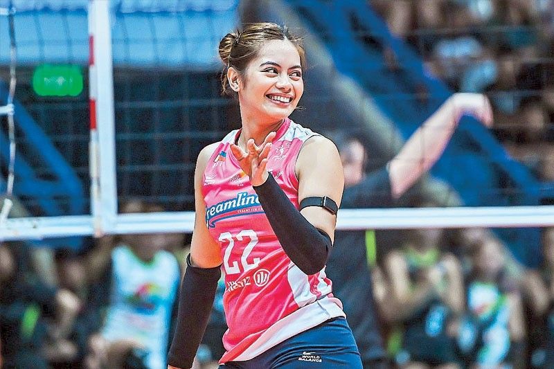 Creamline, Akari clash in crucial tiff