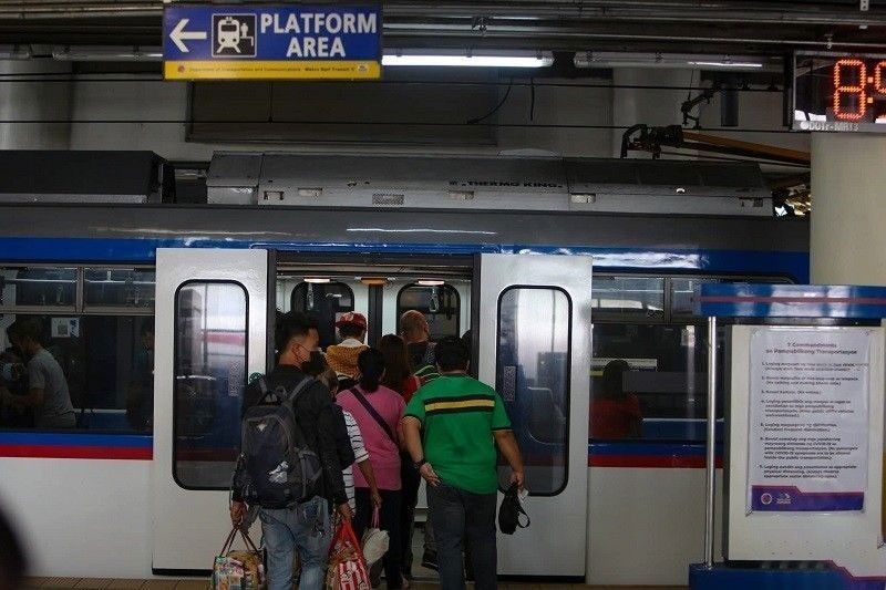 50% discount sa MRT-3 at LRT-2 epektibo sa Marso 23