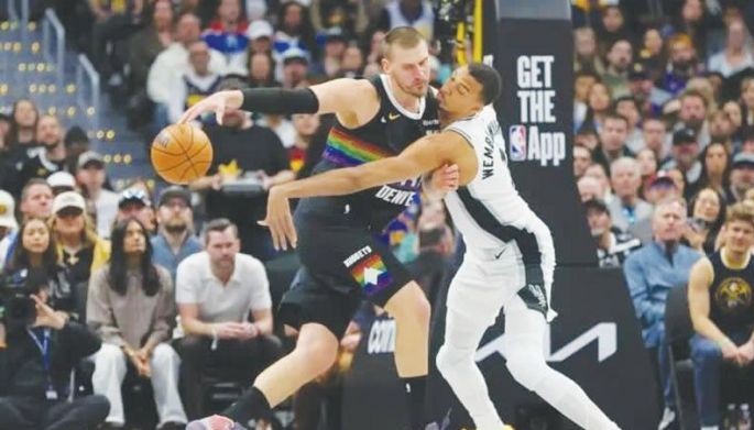 Nuggets lusot sa Spurs via overtime