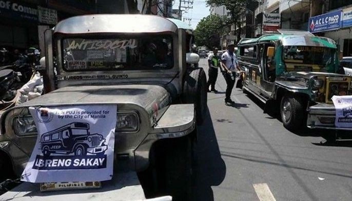 Free Para&ntilde;aque jeep rides start Monday