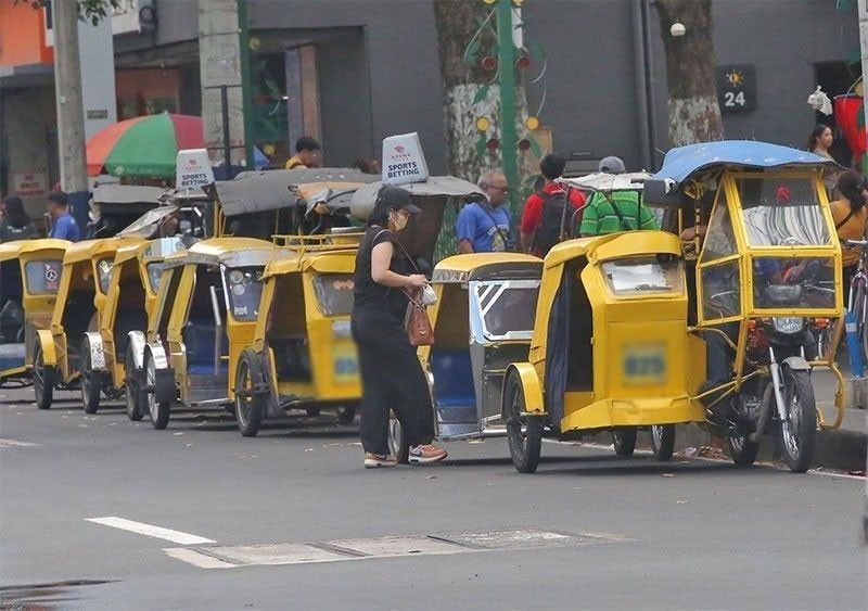 DSWD: 259,979 trike drivers receive&Acirc;&nbsp;aid