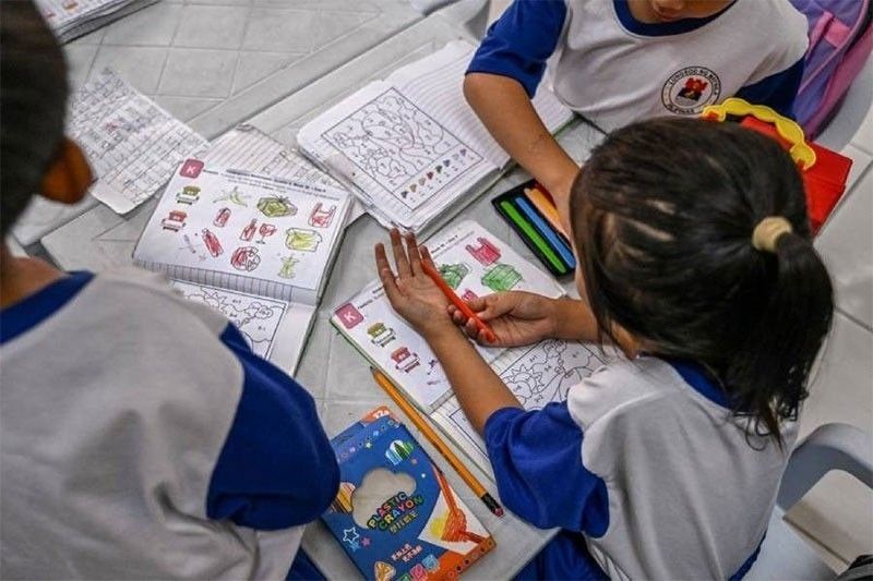 Struggling readers in Pasay down by 97.5% – DepEd