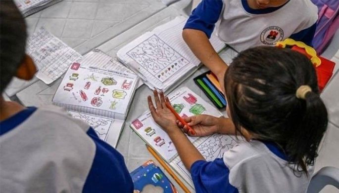 Struggling readers in Pasay down by 97.5% &ndash; DepEd