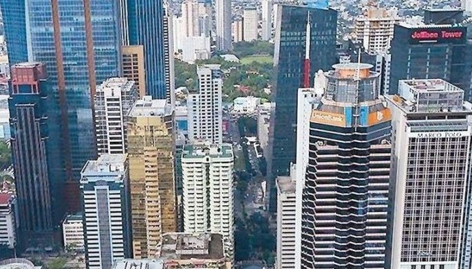 IMF, Moody&rsquo;s slash Philippines growth outlook