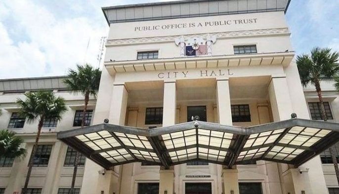 City Hall 4-day workweek extended to April 30