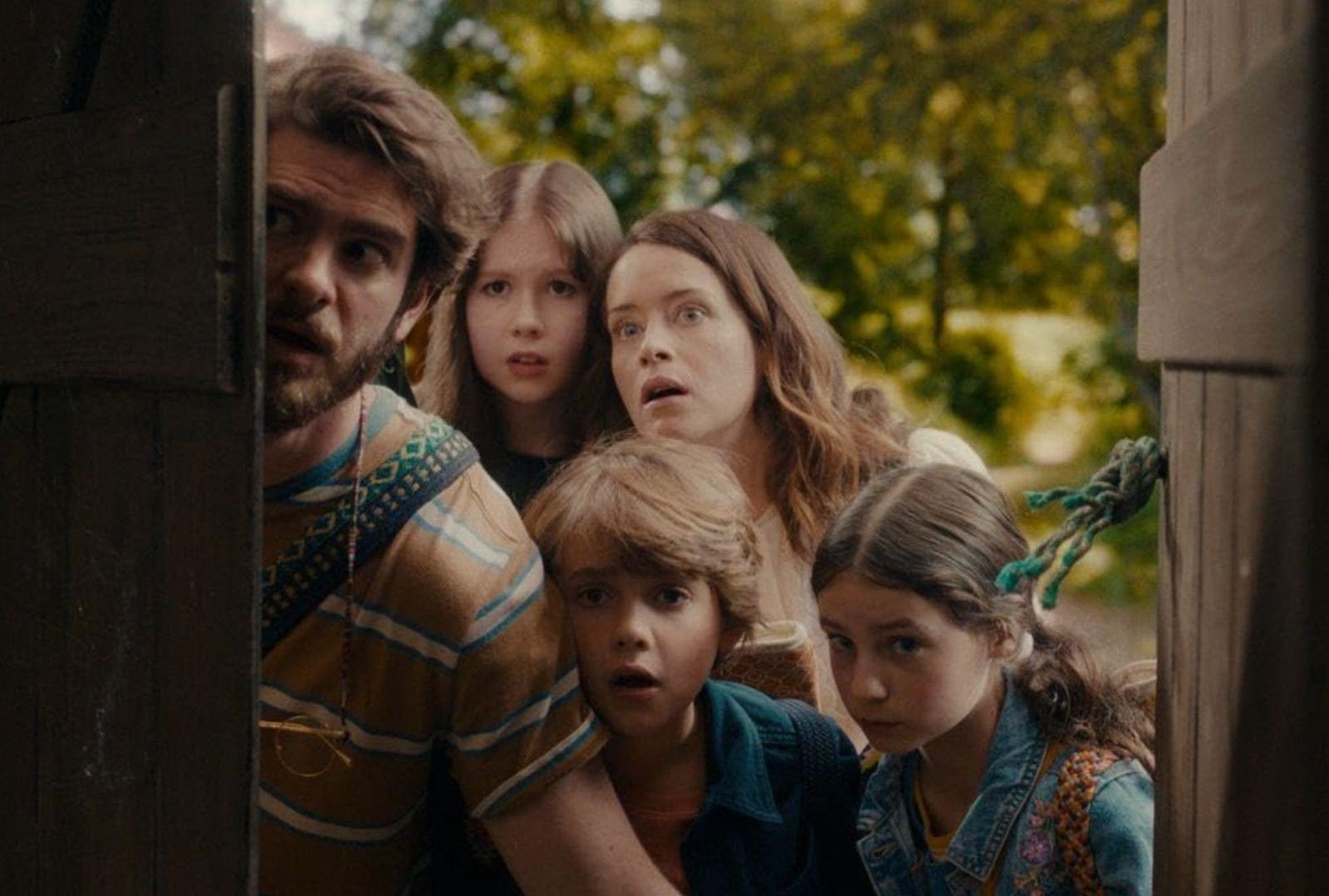 Andrew Garfield, Claire Foy star in 'The Magic Faraway Tree'