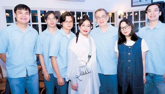 An evening of denim and diamonds: Czarina Ablaza Syquia&rsquo;s  55th birthday at Manila Polo Club