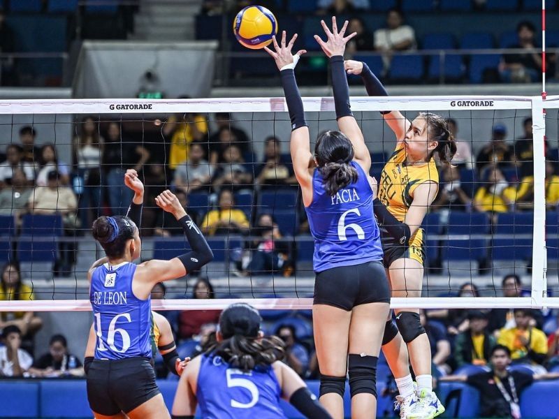 Lady Tamaraws survive Blue Eagles to stay on UAAP semis hunt
