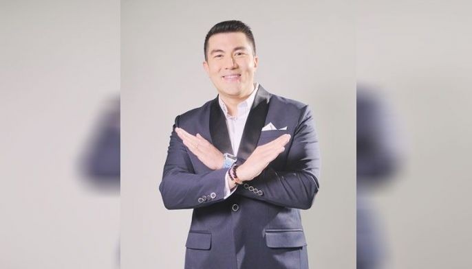 The deal is back with Luis Manzano