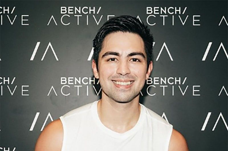 Derrick, bumida sa hazing!