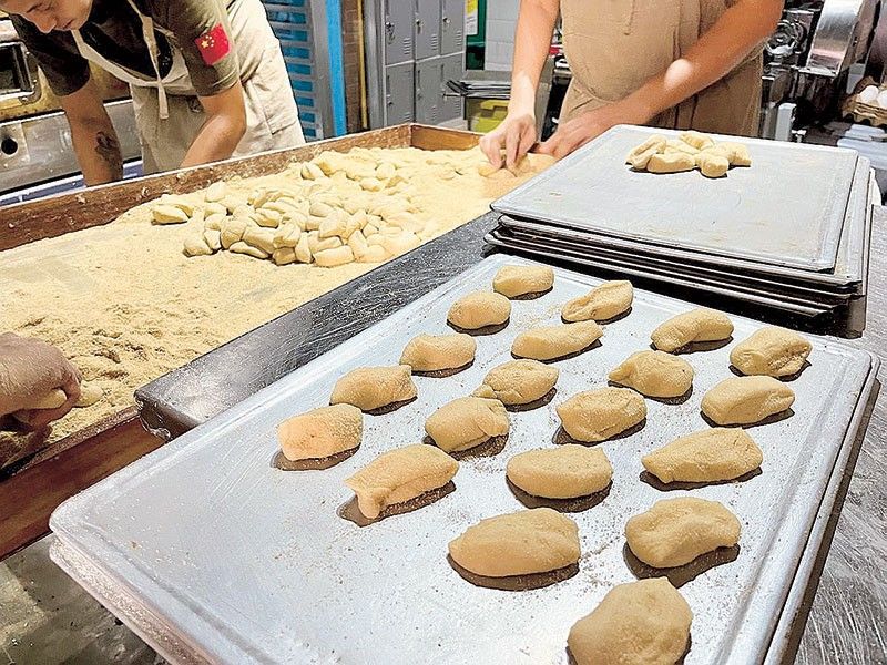 Bakers find right mix to cope with war impact