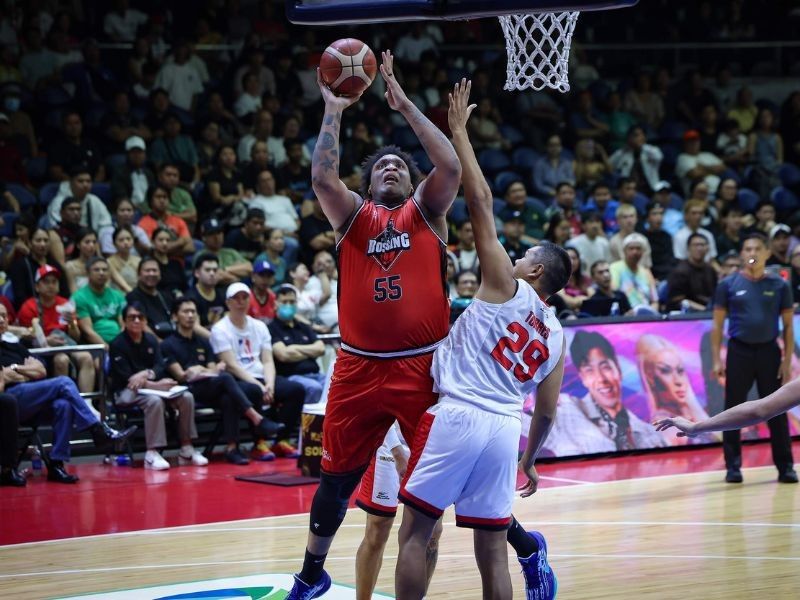 Ginebra's Brownlee tips hat off to Blackwater counterpart Upshaw