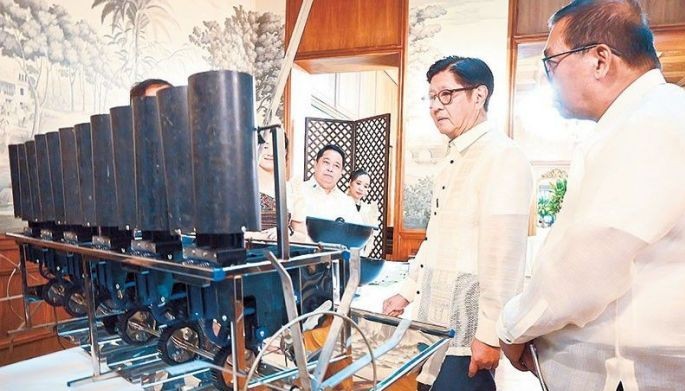 Marcos boosts support for Philippines inventors