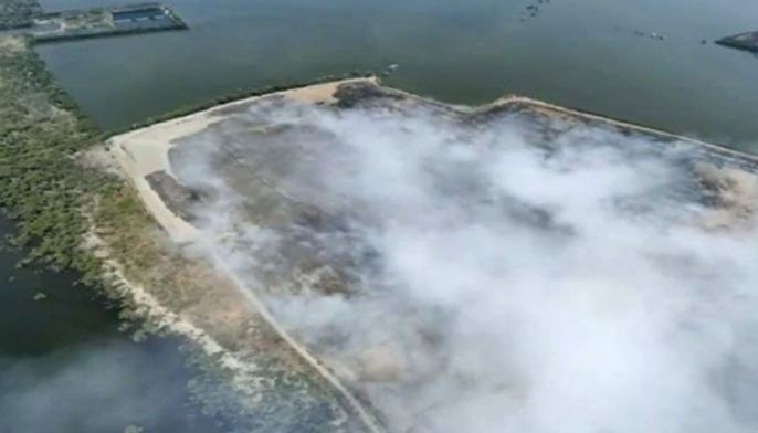 Faster containment seen in Navotas landfill fire