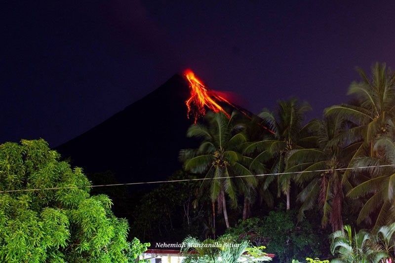 Bulkang Mayon sumabog!