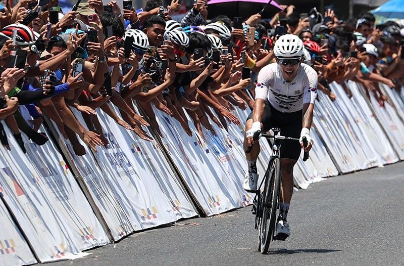 Joo humirit sa stage 11