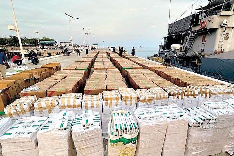 Navy seizes P526 million smuggled cigarettes