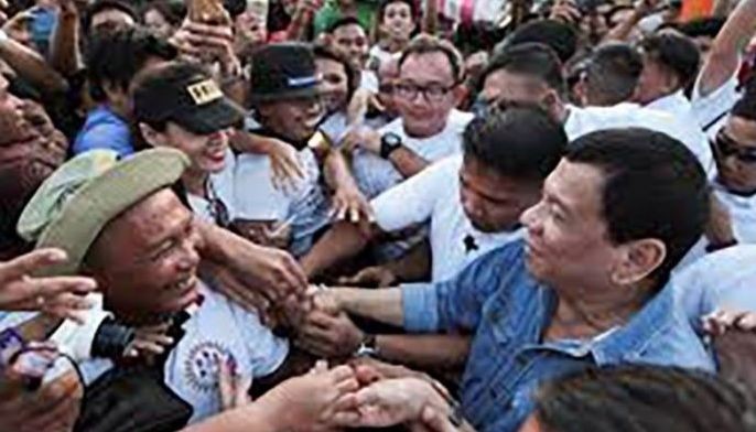 Duterte hindi na Pangulo, huwag nang idolohin