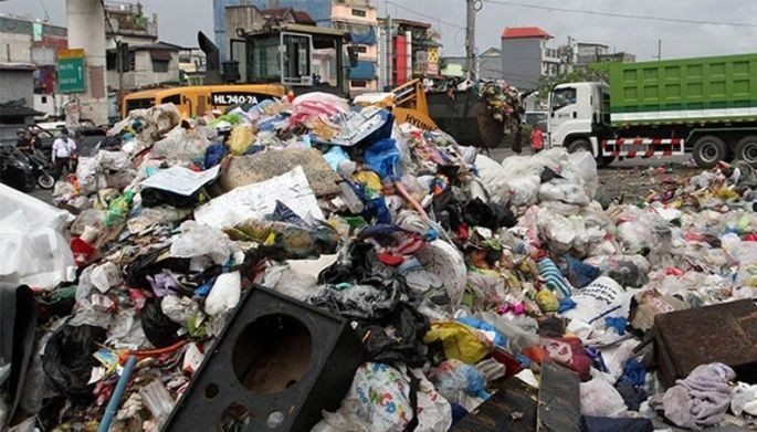MMDA: 12,000 tons of garbage collected per year