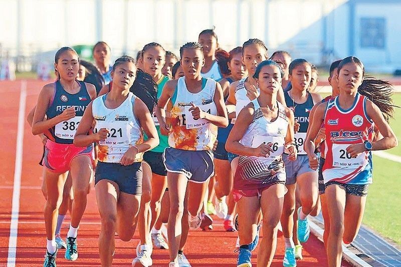 Sprint queen Rosario adds Palaro jewel to haul