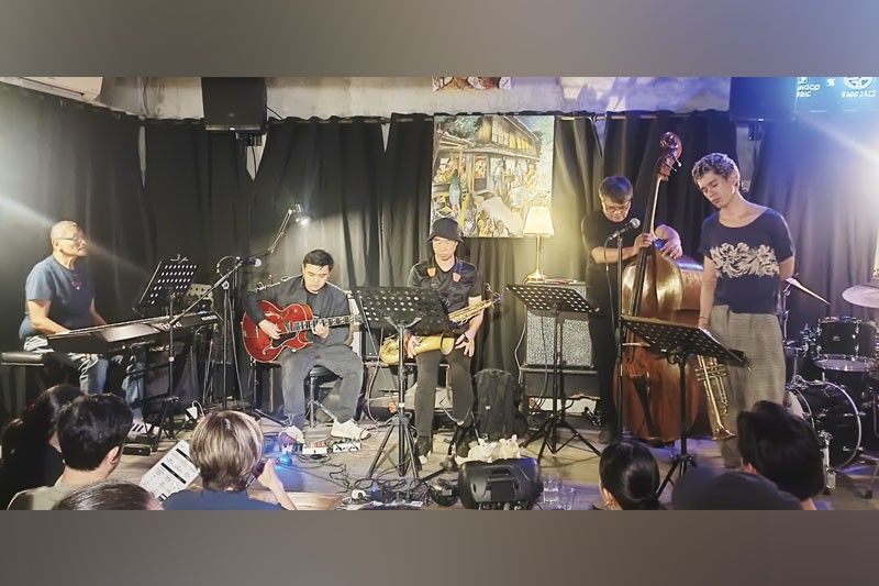 A jazz hideaway in QC side street