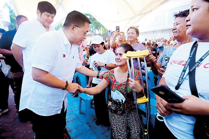 Bong Go aids Quezon City indigents