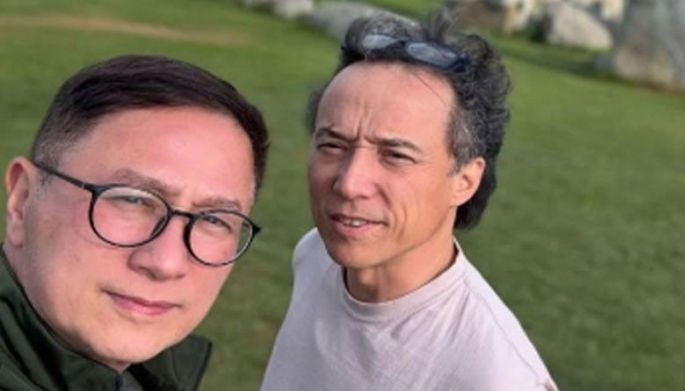 Eric at Epy, inisnab ng mga kapatid?!