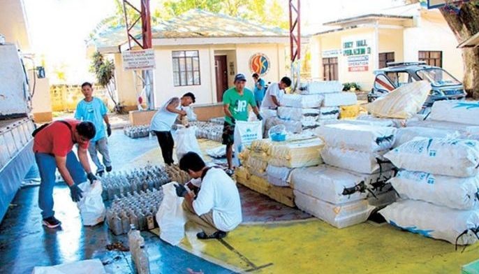 Palawan towns set record in GSMI&rsquo;s nationwide bottle recycling program