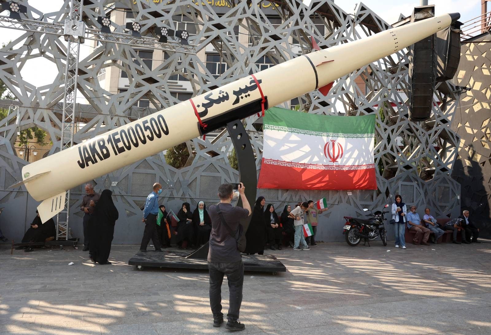 US, Iran trade strikes despite visas for World Cup footballers