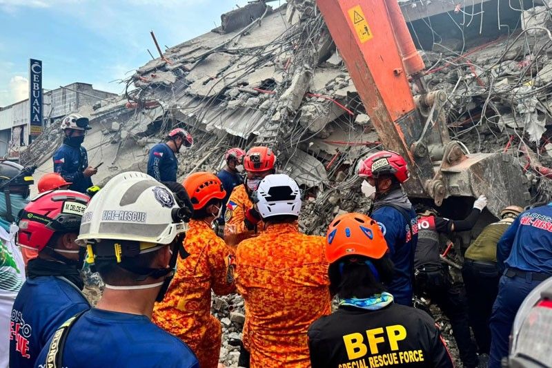 Angeles building collapse death toll now at 28