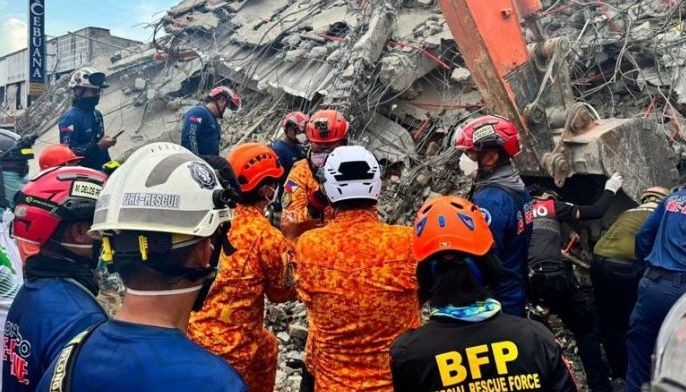 Angeles building collapse death toll now at 28