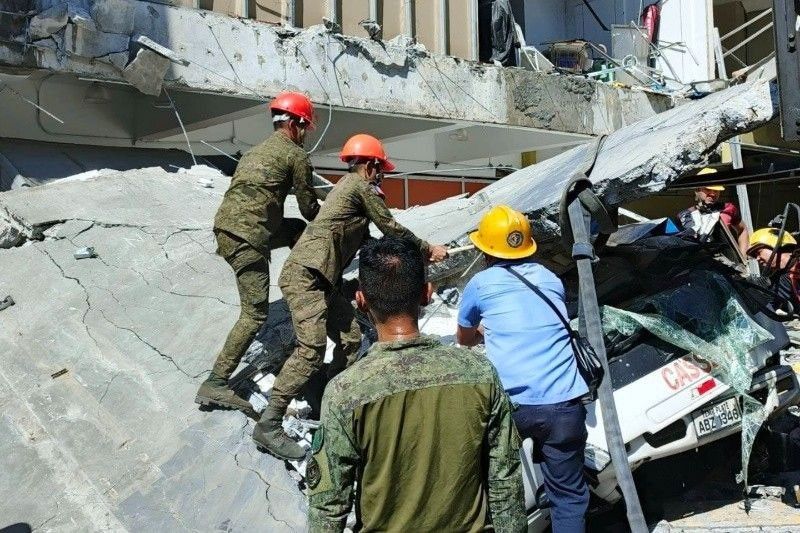 Powerful quake rocks Mindanao