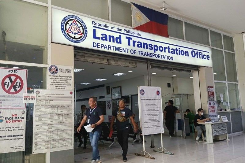 LTO turns over 2 breathalyzers to city