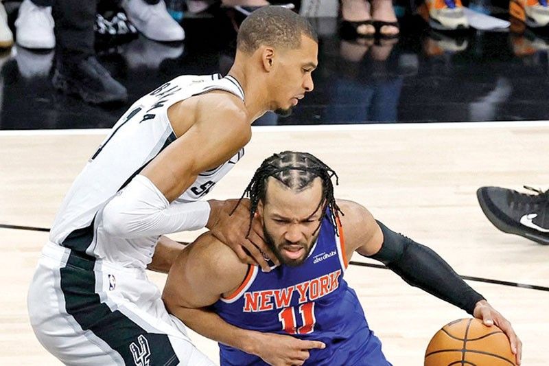 Knicks andam mobawos sa Spurs