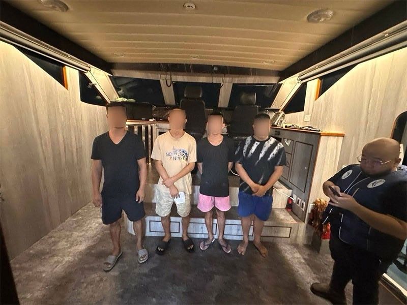 PCG, BI arrest 4 Taiwanese off Pasay waters