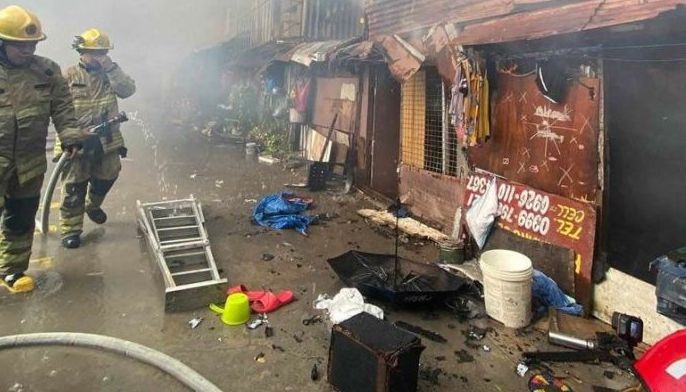 Halos 300 pamilya apektado ng sunog sa Taguig