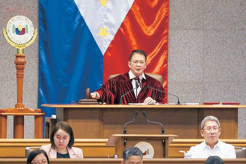 ‘Give Chiz a chance’
