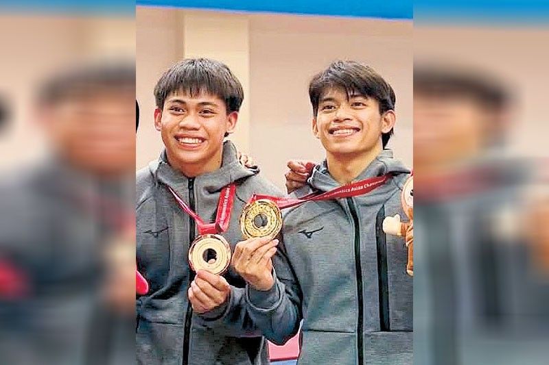 Carlos bags gold, Eldrew bronze in China