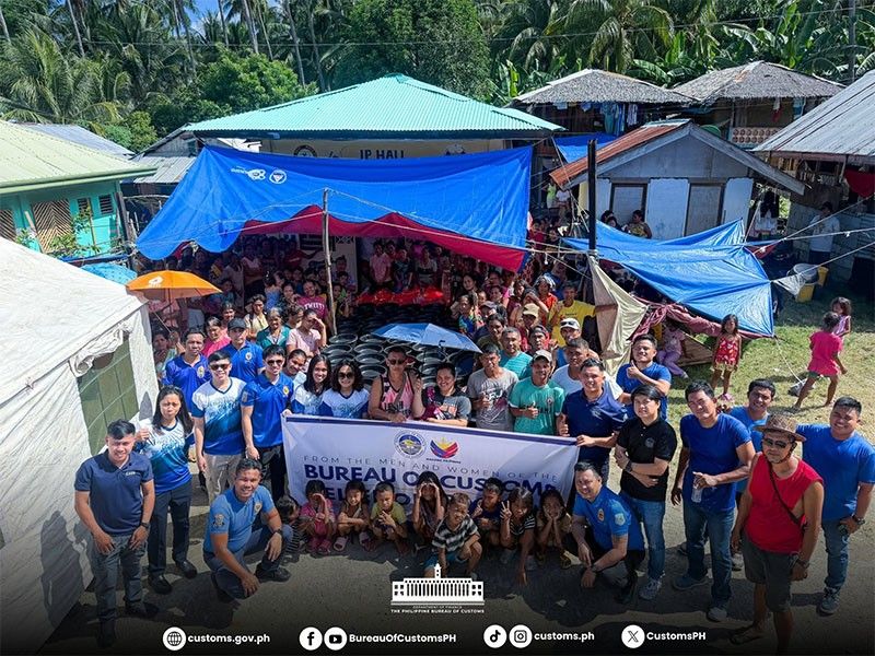 BOC donates forfeited goods to quake victims