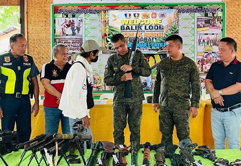 14 miyembro ng Dawlah, sumuko sa Maguindanao