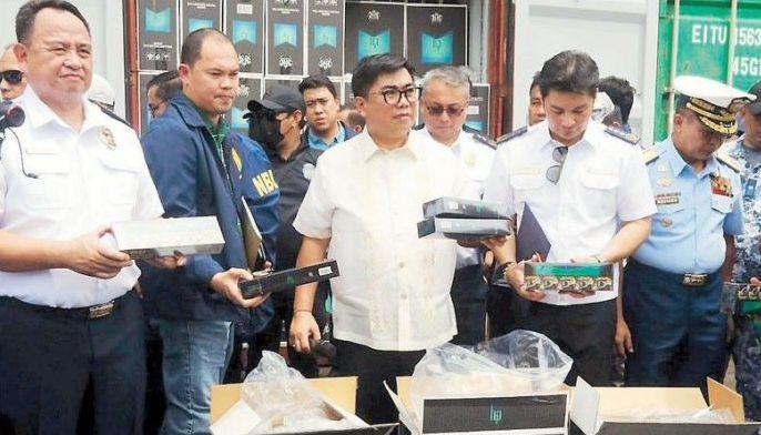 P1.7 billion smuggled cigarettes seized